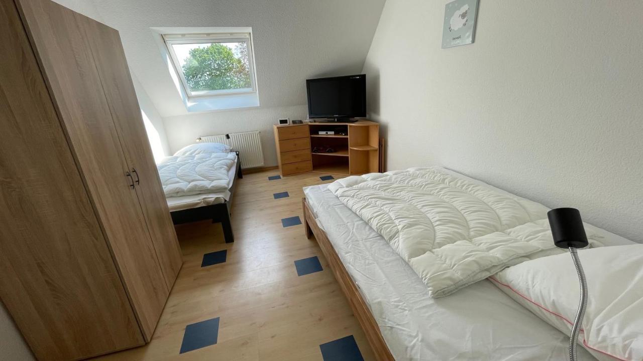 Doppelhaushaelfte In Perfekter Lage Fuer Fahrradtouren - Haus Perrich Wesel  Exterior photo